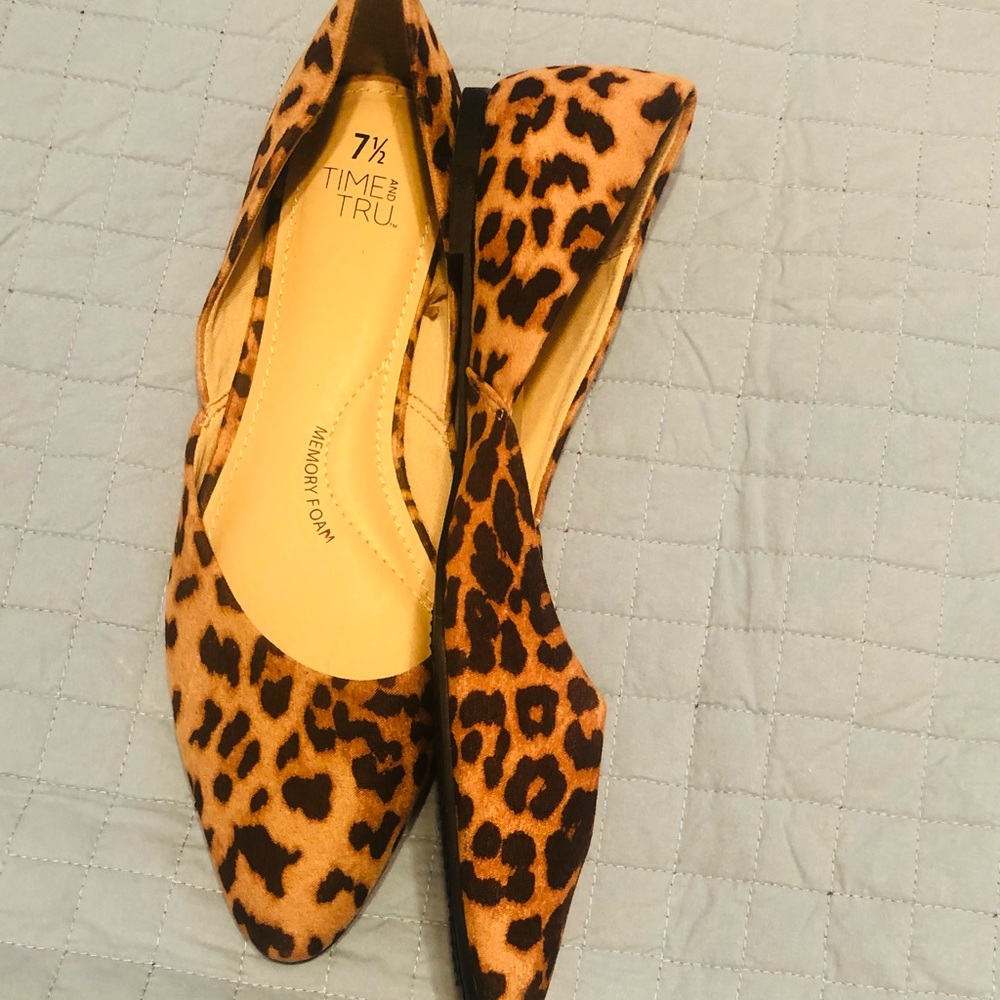 Leopard time and true flats